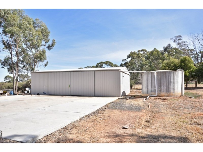 48 McCombs Road, Lockwood VIC 3551