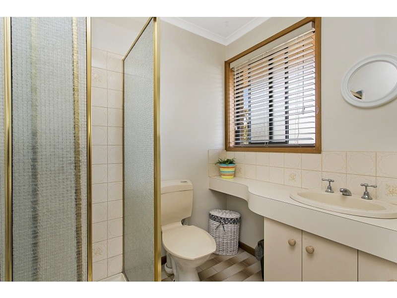 8 Landseer Street, Castlemaine VIC 3450