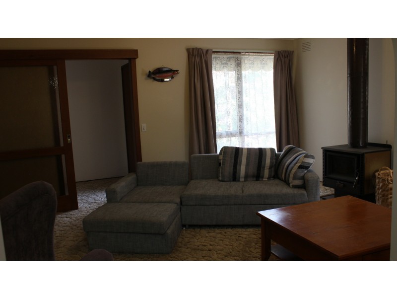 126 Olympic Parade, Kangaroo Flat VIC 3555