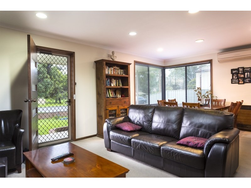 12 Camp Street, Kangaroo Flat VIC 3555