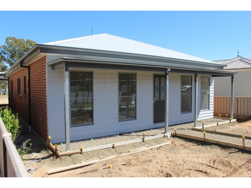 498A High Street, Golden Square VIC 3555