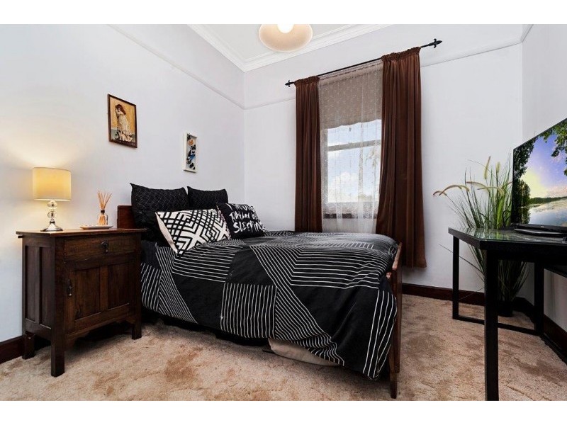 5 Station Street, Kangaroo Flat VIC 3555