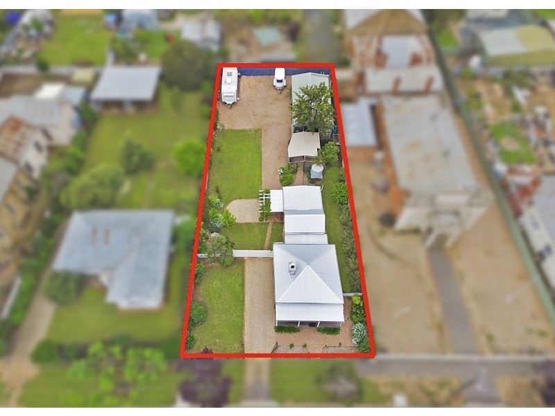 64 Michie Street, Elmore VIC 3558