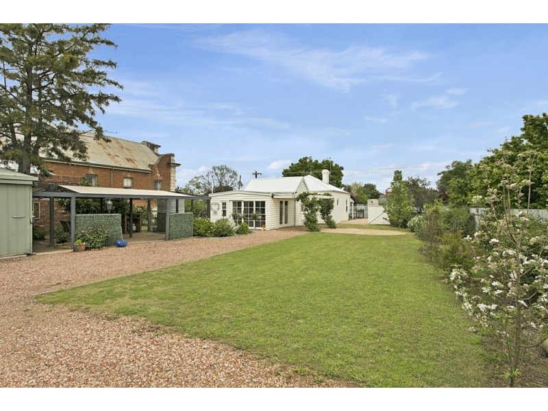 64 Michie Street, Elmore VIC 3558