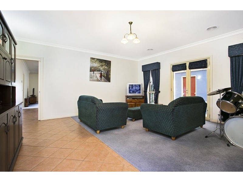 13 Kawana Drive, Maiden Gully VIC 3551