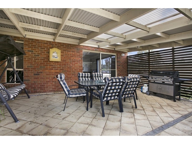 13 Kawana Drive, Maiden Gully VIC 3551