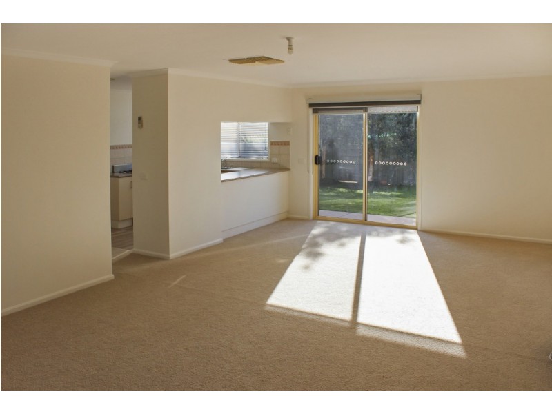 3/28 Inglewood Street, Golden Square VIC 3555