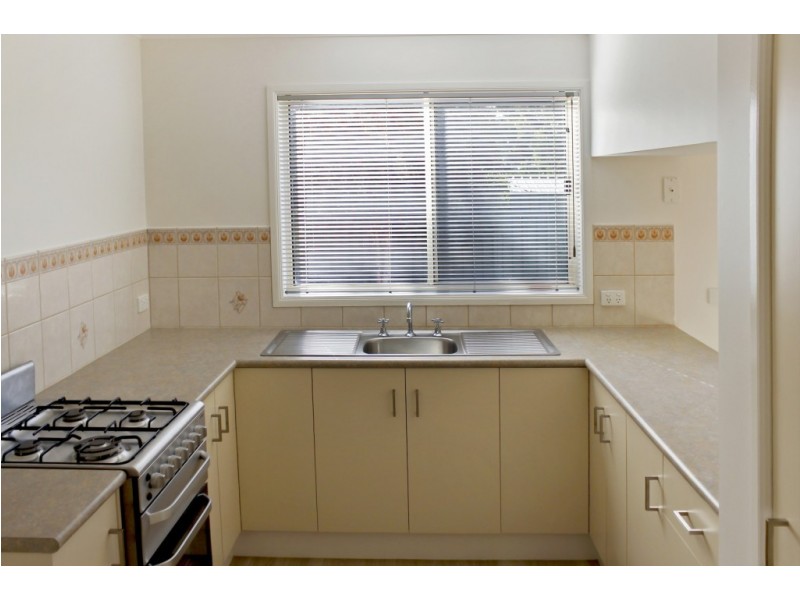 3/28 Inglewood Street, Golden Square VIC 3555