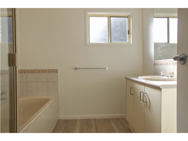 3/28 Inglewood Street, Golden Square VIC 3555