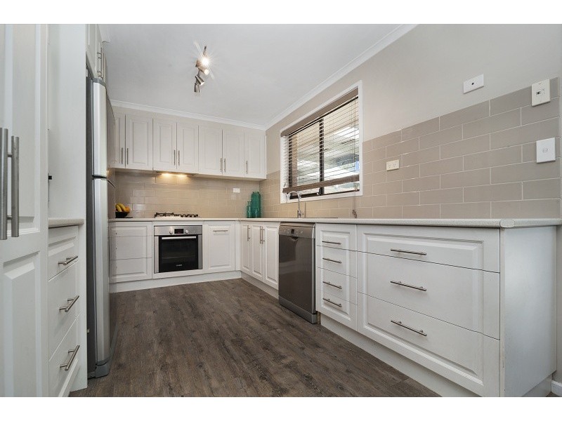 101 Crusoe Road, Kangaroo Flat VIC 3555