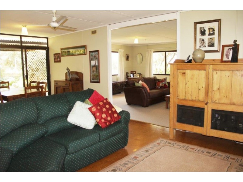 6118 Calder Highway, Inglewood VIC 3517