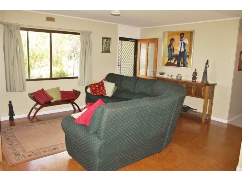 6118 Calder Highway, Inglewood VIC 3517