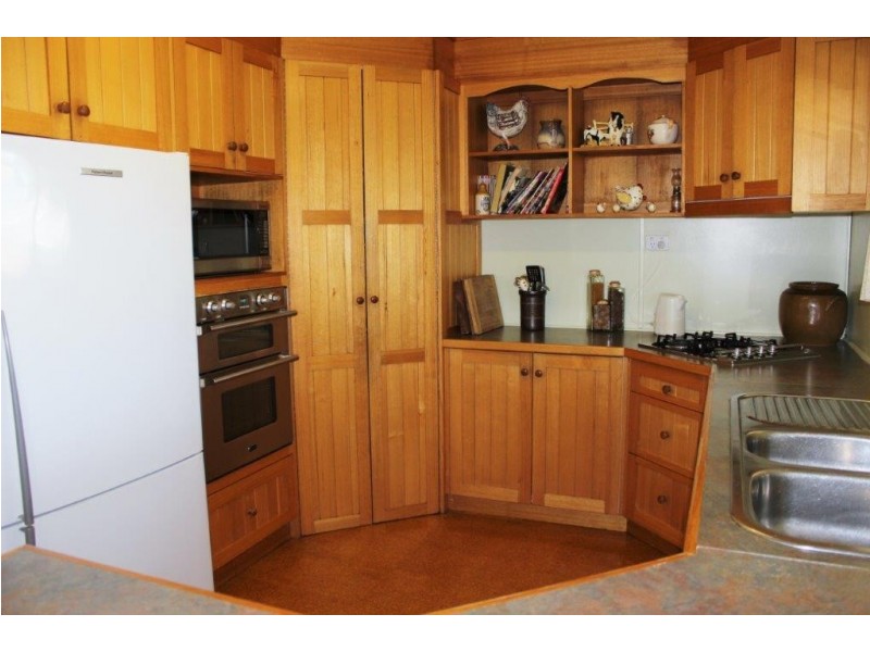 6118 Calder Highway, Inglewood VIC 3517