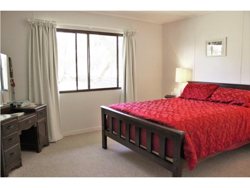 6118 Calder Highway, Inglewood VIC 3517