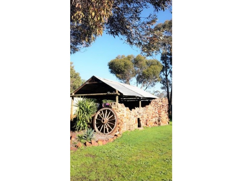 6118 Calder Highway, Inglewood VIC 3517