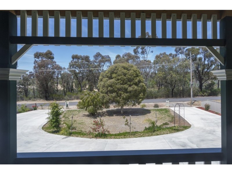 64 Sparrowhawk Road, West Bendigo VIC 3550