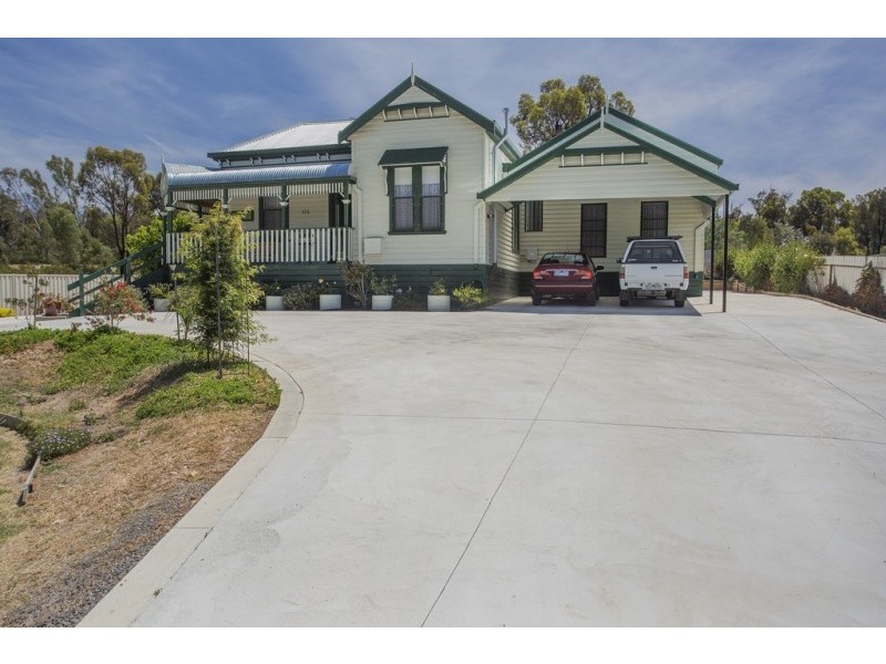 64 Sparrowhawk Road, West Bendigo VIC 3550