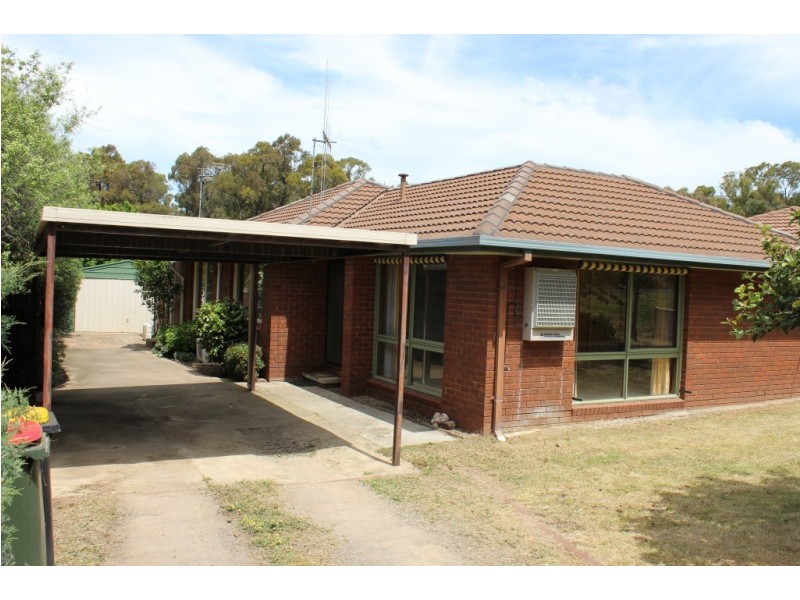 21 Burns Street, Spring Gully VIC 3550