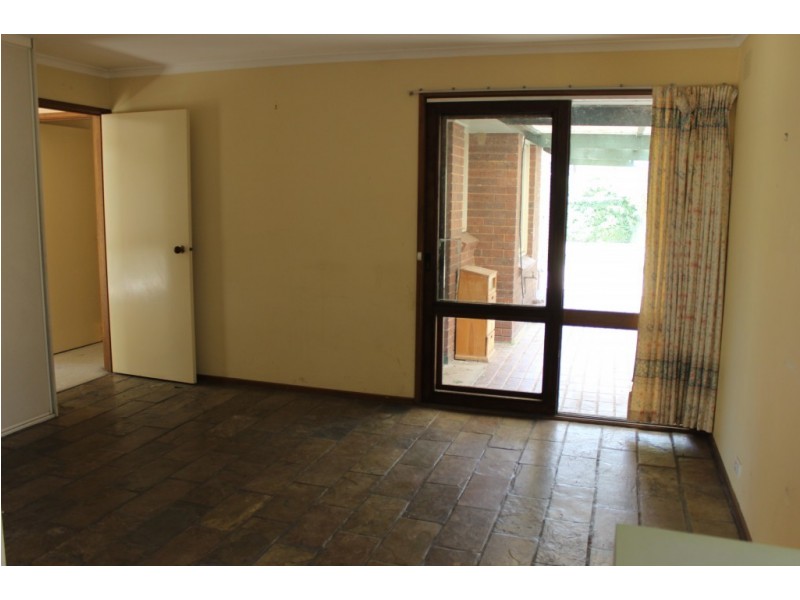 21 Burns Street, Spring Gully VIC 3550