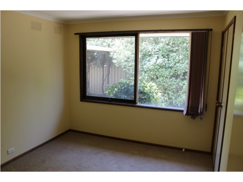 21 Burns Street, Spring Gully VIC 3550