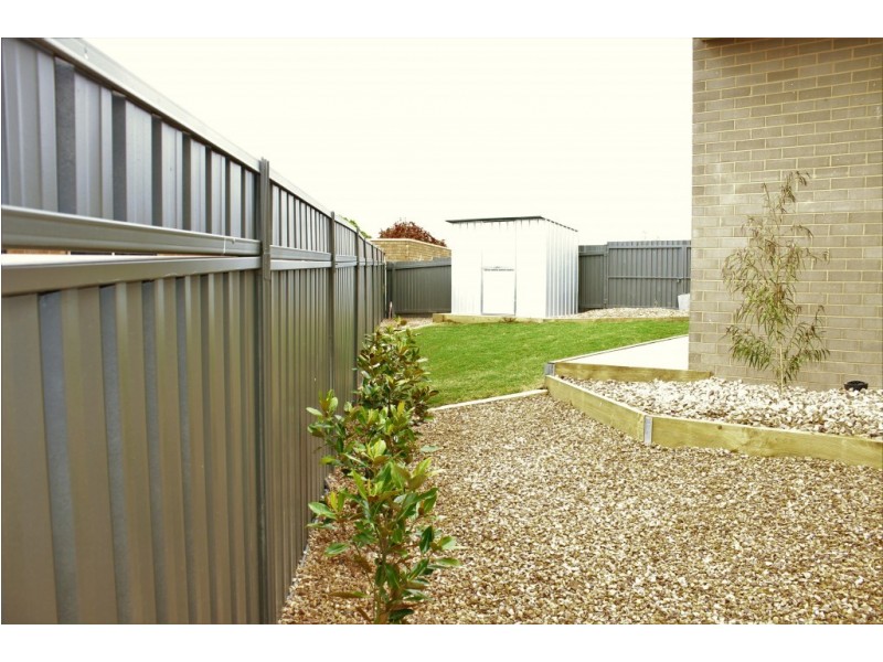 3/360 Eaglehawk Road, California Gully VIC 3556