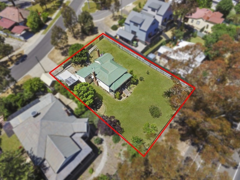 120 Eaglehawk Road, Long Gully VIC 3550