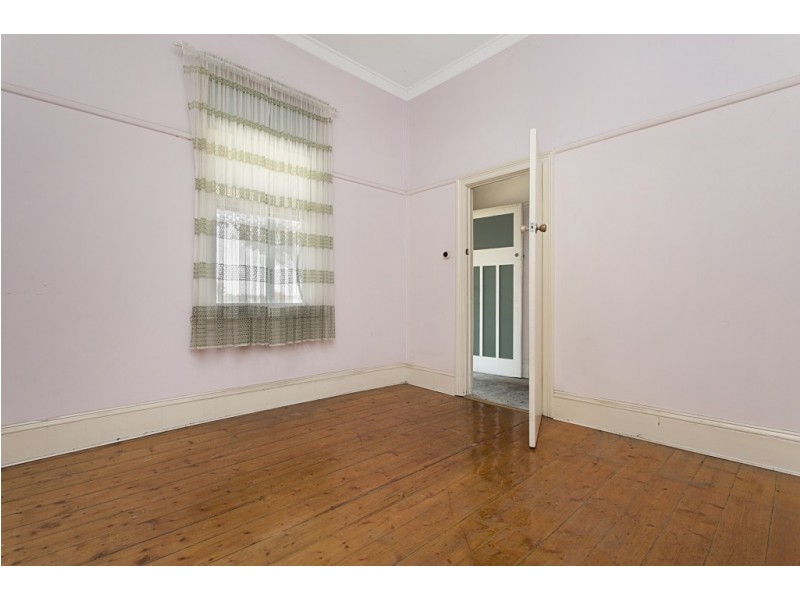 120 Eaglehawk Road, Long Gully VIC 3550