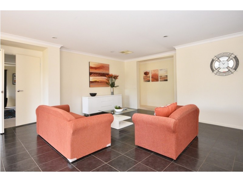 12 Wattle Court, Epsom VIC 3551