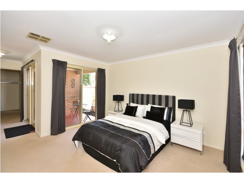 12 Wattle Court, Epsom VIC 3551