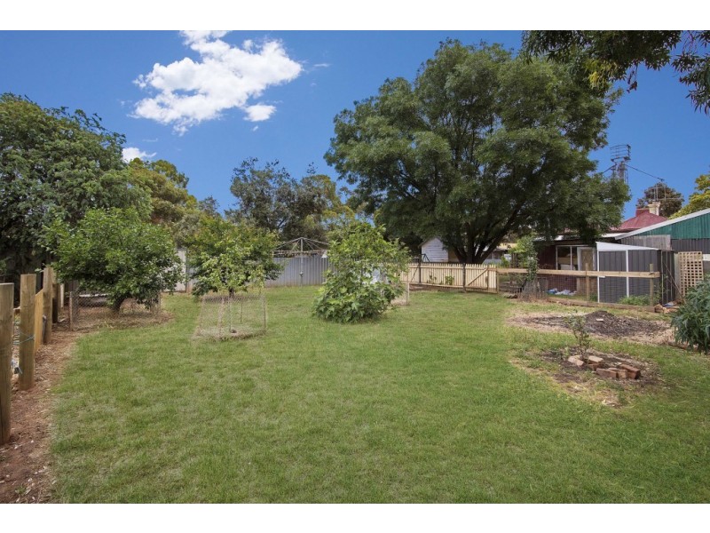 26 Railway Place, Elmore VIC 3558