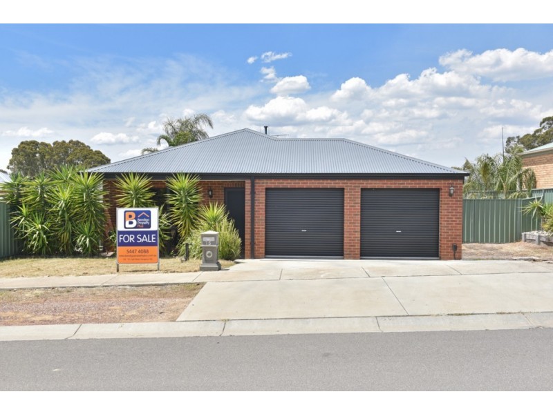 15 St George Park Drive, Kangaroo Flat VIC 3555