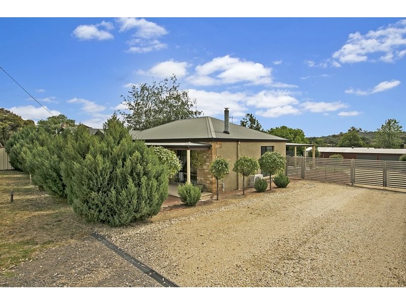 27 Buckley Street, Harcourt VIC 3453