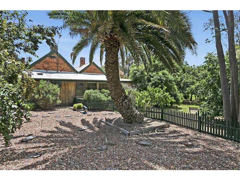 67 Lyons Street, Newstead VIC 3462