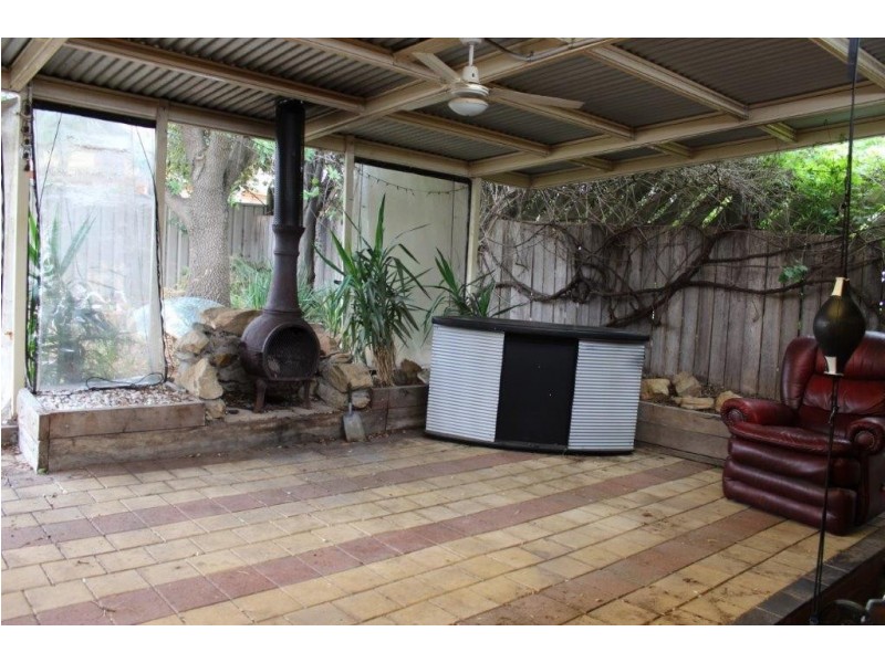 6 Norelle Crescent, Golden Square VIC 3555