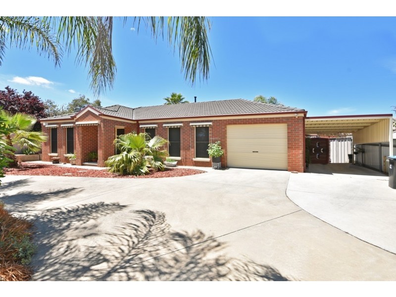 2/94 Browning Street, Kangaroo Flat VIC 3555