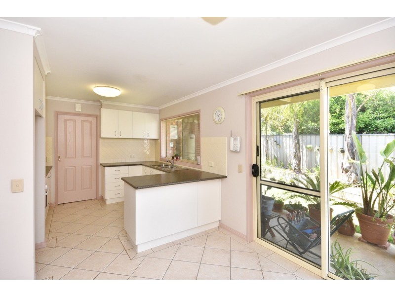 2/94 Browning Street, Kangaroo Flat VIC 3555