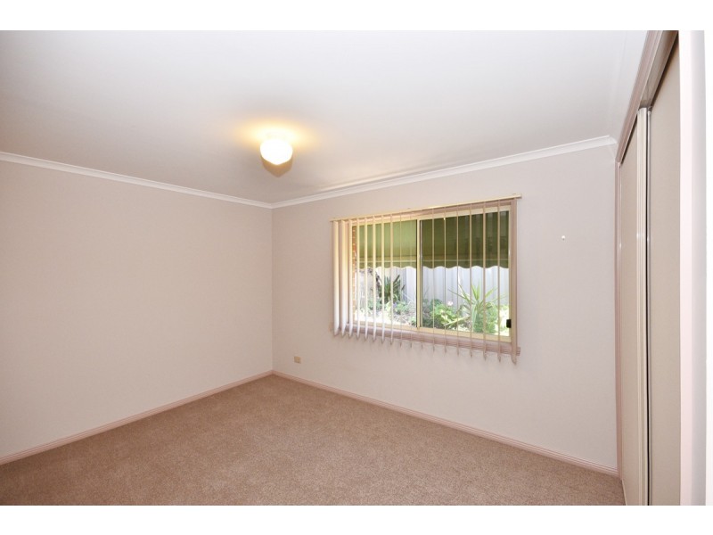 2/94 Browning Street, Kangaroo Flat VIC 3555