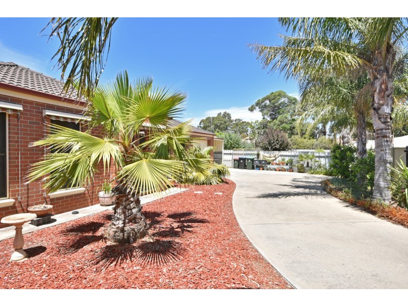 2/94 Browning Street, Kangaroo Flat VIC 3555