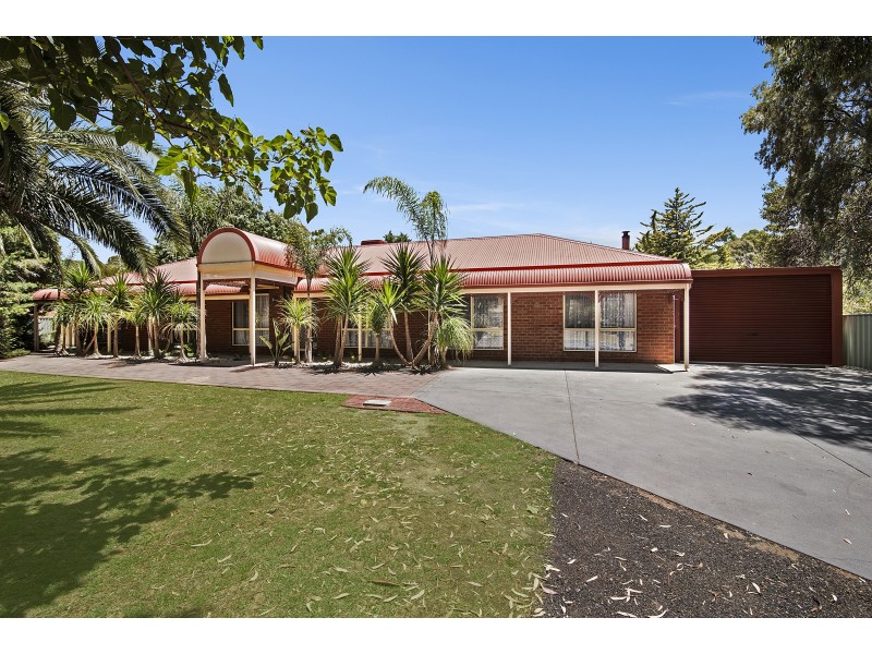 112 Macdougall Road, Golden Square VIC 3555
