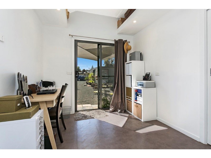 92 Railway Place, Elmore VIC 3558