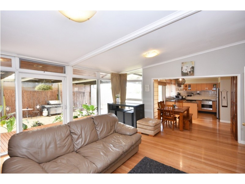 42 Orlando Street, Eaglehawk VIC 3556