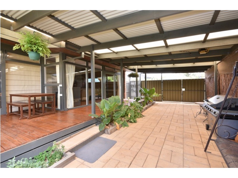 42 Orlando Street, Eaglehawk VIC 3556