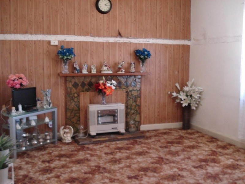 4 Edwards Street, St Arnaud VIC 3478