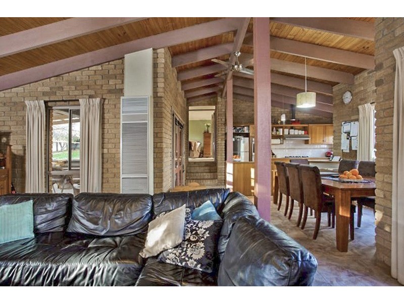 12 Miller Court, Eaglehawk VIC 3556