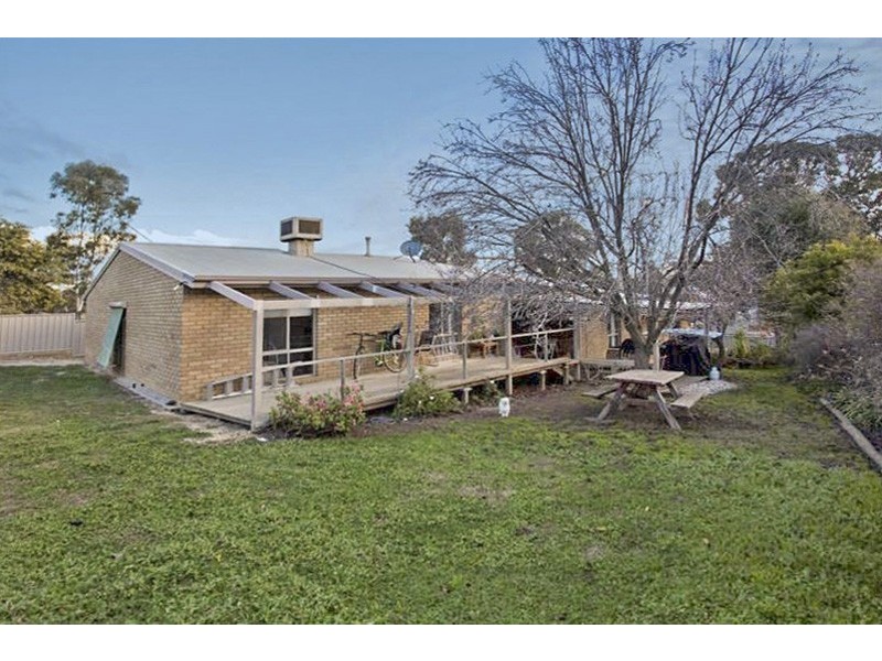 12 Miller Court, Eaglehawk VIC 3556