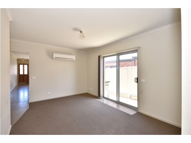 4B Alfreda Place, Golden Square VIC 3555