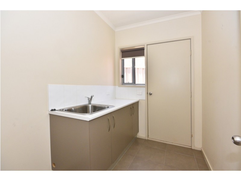 4B Alfreda Place, Golden Square VIC 3555