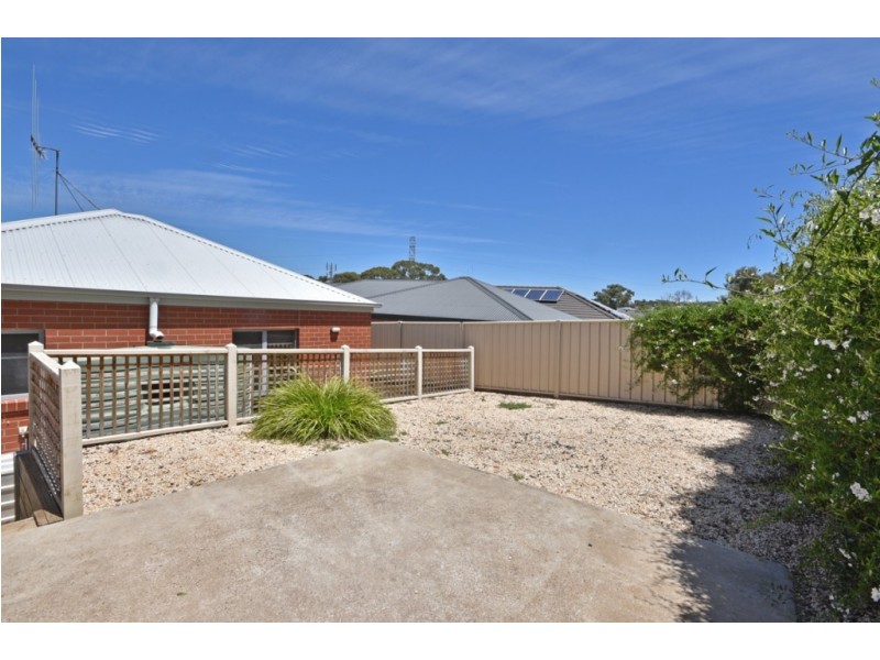 4B Alfreda Place, Golden Square VIC 3555