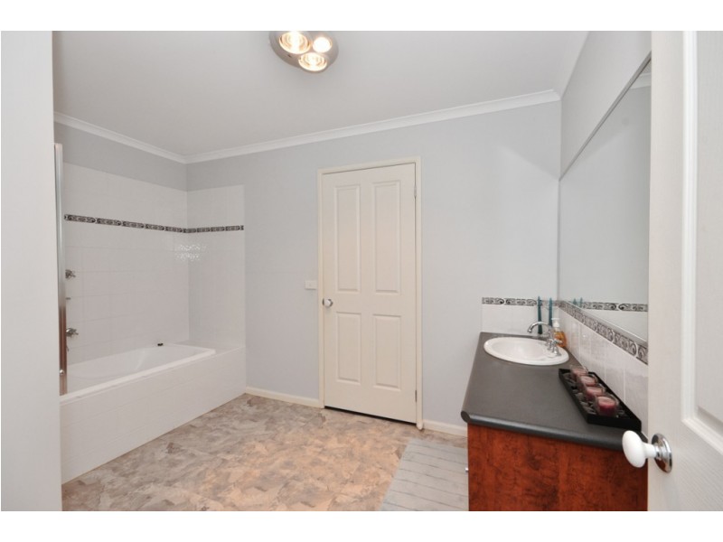 114 Alder Street, Golden Square VIC 3555