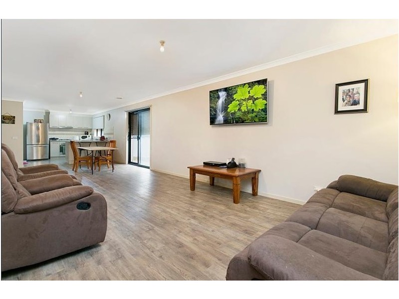 23 Freeman Drive, Kangaroo Flat VIC 3555